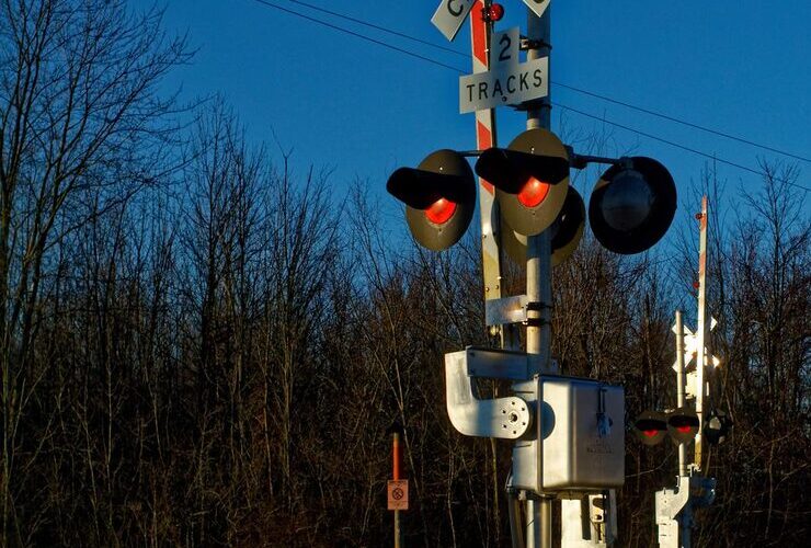 Deep Foundation Safety via Seismic Data Transmission